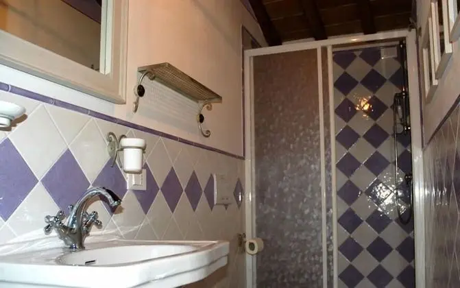 Tek Büyük Yataklı Oda (Firenze)