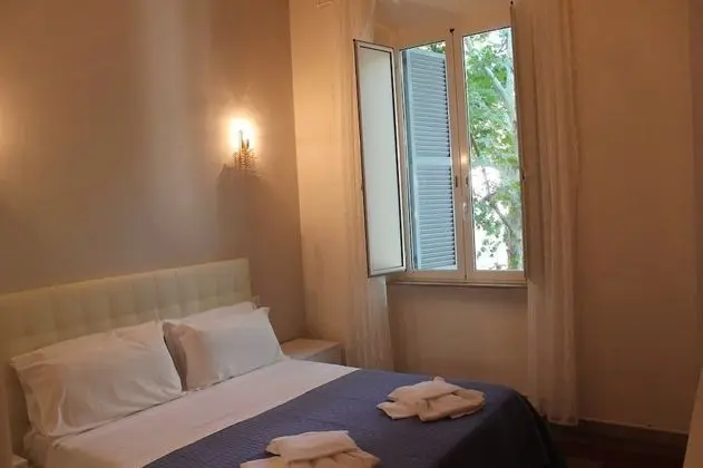 Tek Büyük veya İki Ayrı Yataklı Oda