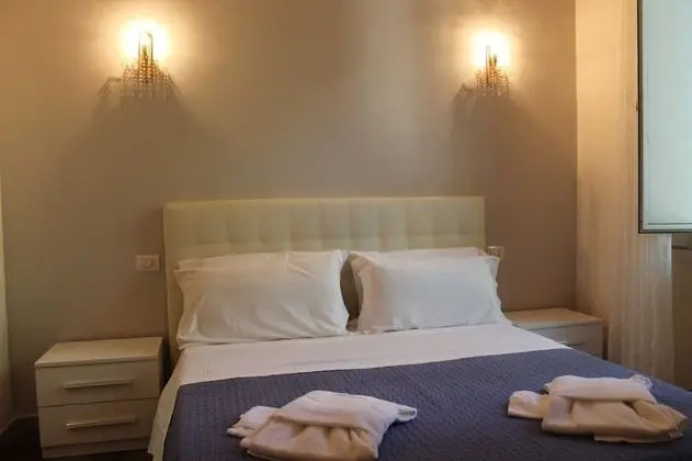 Tek Büyük veya İki Ayrı Yataklı Oda