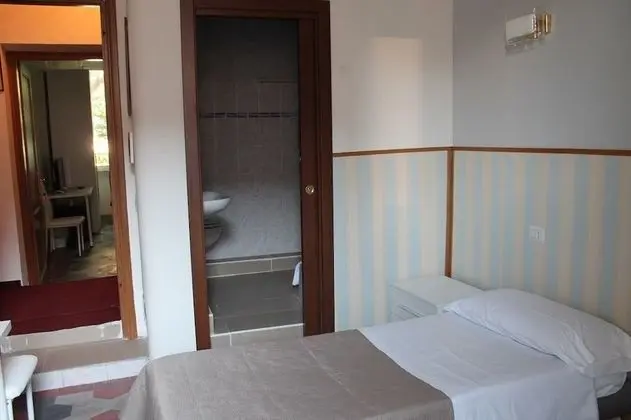 Tek Büyük veya İki Ayrı Yataklı Oda