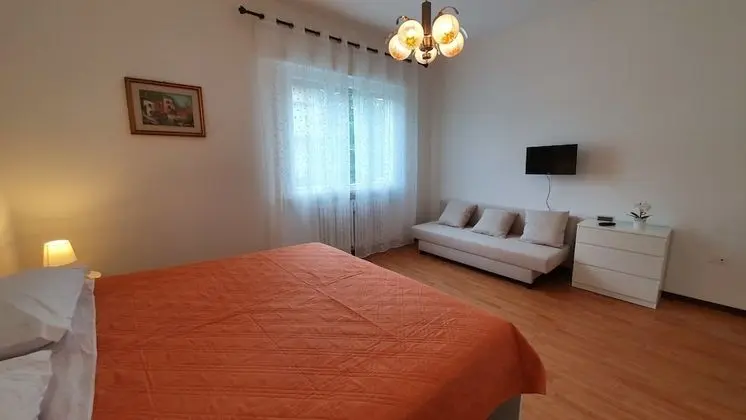 Comfort İki Ayrı Yataklı Oda, Ortak Banyo (with Extra bed)