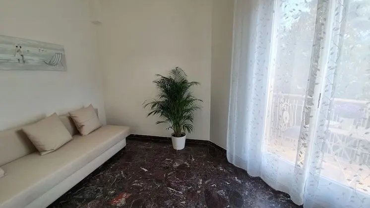 Comfort İki Ayrı Yataklı Oda, Ortak Banyo (with Extra bed)