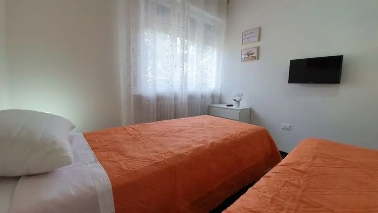 Economy İki Ayrı Yataklı Oda, Ortak Banyo