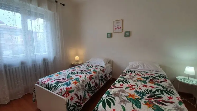 Economy İki Ayrı Yataklı Oda, Ortak Banyo