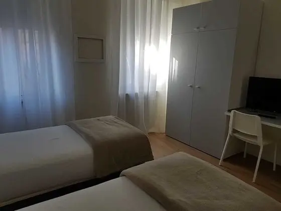 Tek Büyük veya İki Ayrı Yataklı Oda