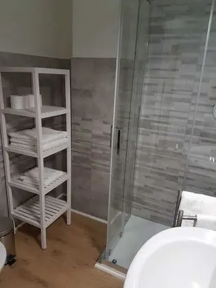 Tek Büyük veya İki Ayrı Yataklı Oda, Sigara İçilmez