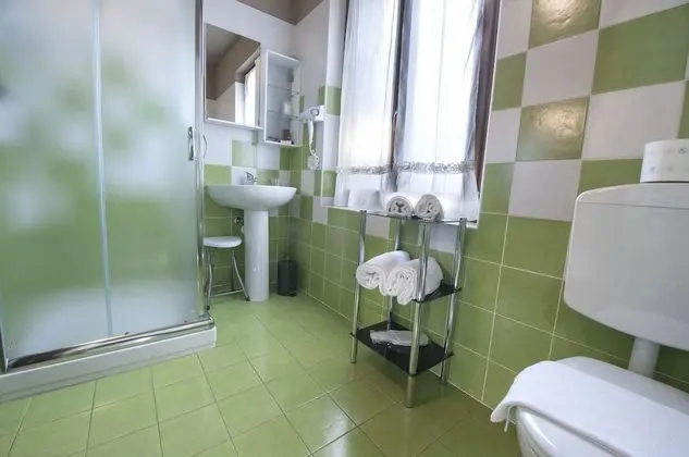 Tek Büyük veya İki Ayrı Yataklı Oda