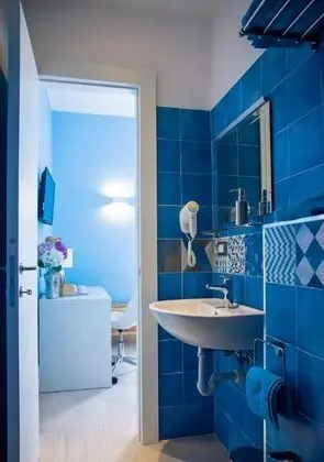Comfort Tek Büyük Yataklı Oda (Vernazza)