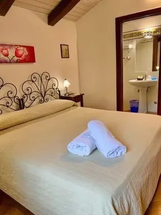 Basic Tek Büyük veya İki Ayrı Yataklı Oda