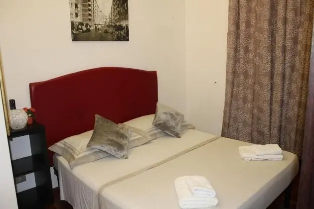 Tek Büyük Yataklı Oda