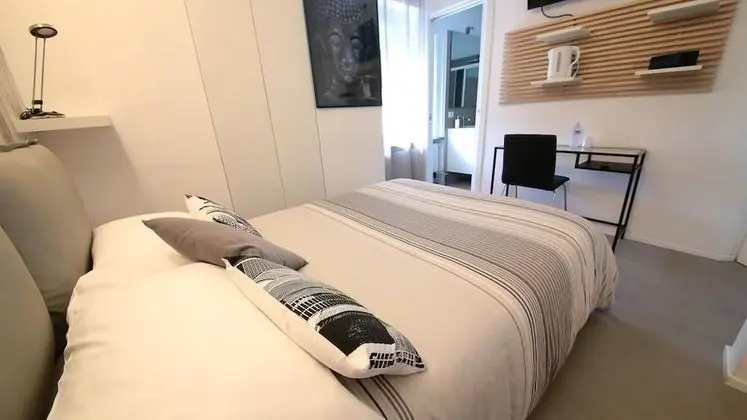 Tek Büyük Yataklı Oda