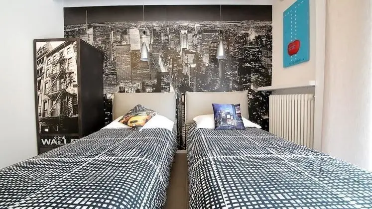 Tek Büyük Yataklı Oda