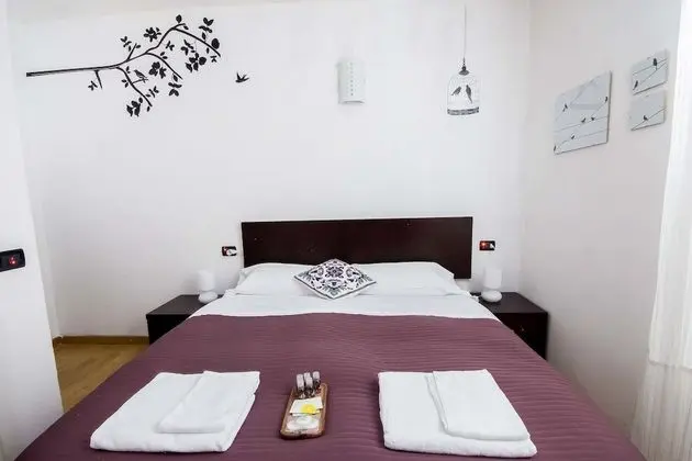 Tek Büyük Yataklı Oda
