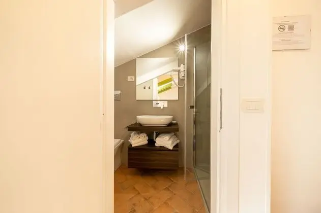 Basic Oda, 1 Çift Kişilik Yatak, Sigara İçilmez, Özel Banyo