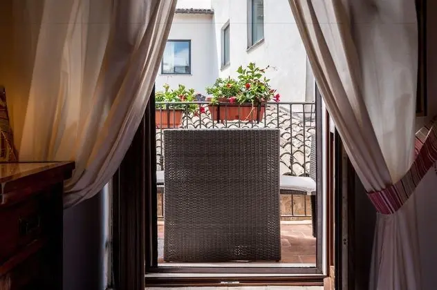 Junior Stüdyo, Balkon