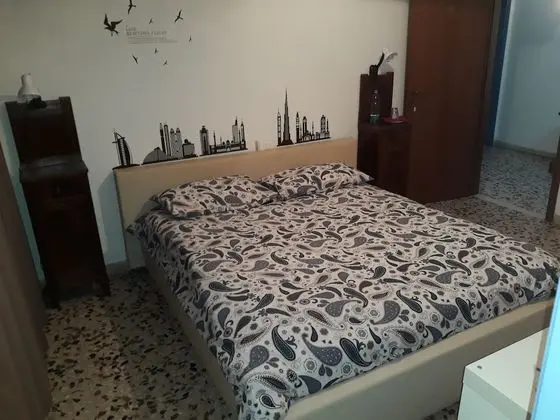 Tek Büyük Yataklı Oda, 1 Büyük (Queen) Boy Yatak, Sigara İçilmez