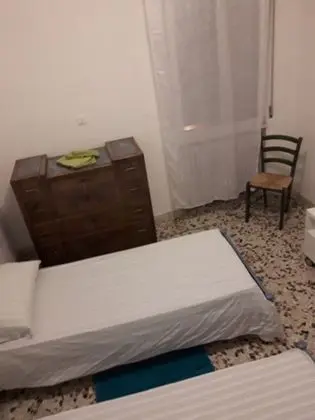 Tek Büyük Yataklı Oda, 2 Tek Kişilik Yatak