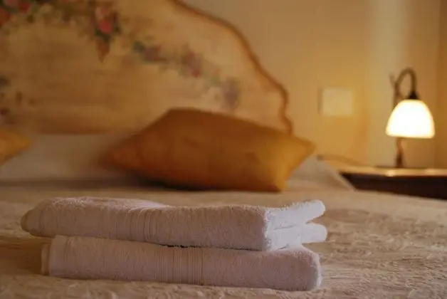 Standard Tek Büyük Yataklı Oda (Ambra)