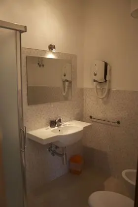 Tek Büyük Yataklı Oda, Balkon, Deniz Manzaralı