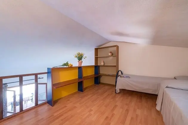 Apart Daire, 2 Yatak Odası, Asma Kat (Via Grosseto)