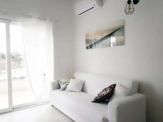 Apart Daire, 2 Yatak Odası, Teras, Havuz Manzaralı