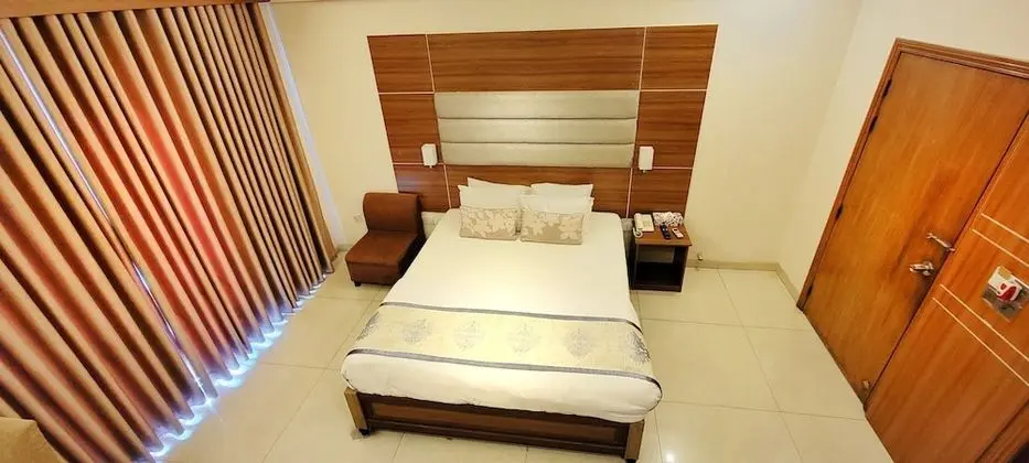 Deluxe Tek Kişilik Oda, Şehir Manzaralı