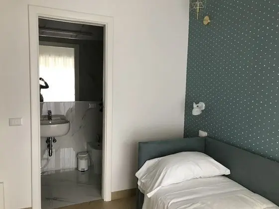 Tek Büyük Yataklı Oda, Balkon