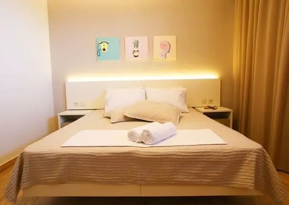 Luxury Tek Büyük veya İki Ayrı Yataklı Oda, 3 Yatak Odası, Okyanus Manzaralı, Havuz Kenarı