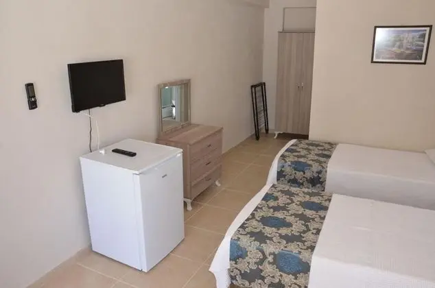 Havuz Bağlantılı Standart Oda, Havuz Manzaralı