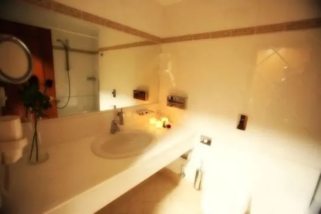 Deluxe Üç Kişilik Oda