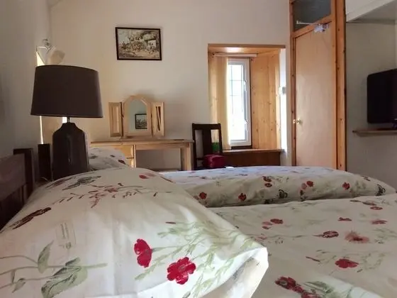 Kır Evi, Banyolu/Duşlu (Dolau Self-catering)
