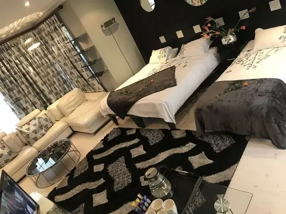 Luxury Stüdyo Süit, 1 Yatak Odası, Havuz Manzaralı