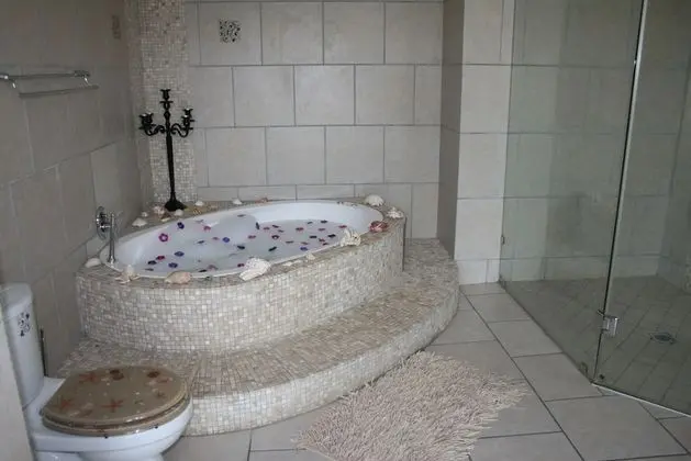 Luxury Stüdyo Süit, 1 Yatak Odası, Havuz Manzaralı