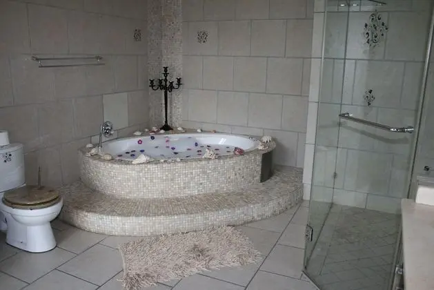 Luxury Stüdyo Süit, 1 Yatak Odası, Havuz Manzaralı