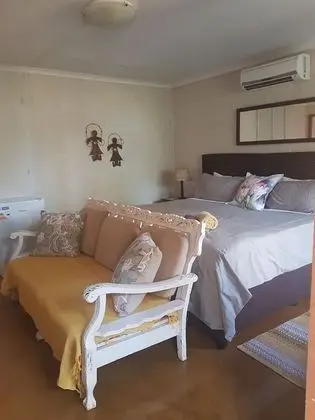 Tek Büyük Yataklı Oda (Bath)