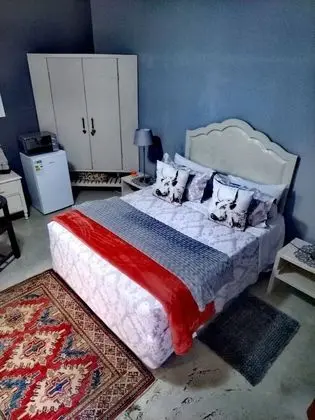 Tek Büyük Yataklı Oda (Shower)
