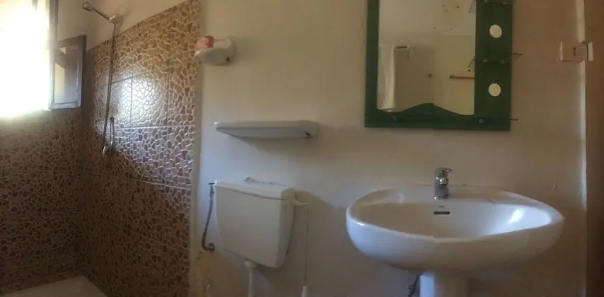 Tek Büyük Yataklı Oda, Havuz Manzaralı