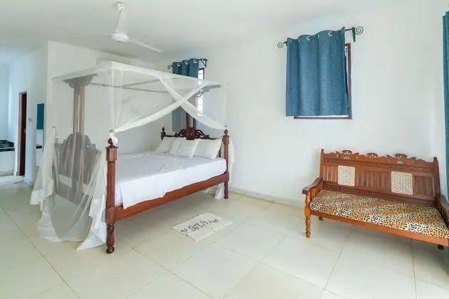 Deluxe Oda, Balkon, Havuz Manzaralı