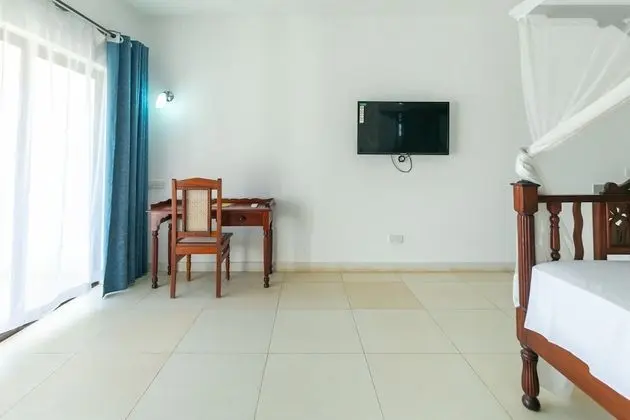 Deluxe Oda, Balkon, Havuz Manzaralı
