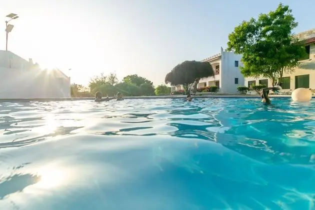 Deluxe Oda, Balkon, Havuz Manzaralı