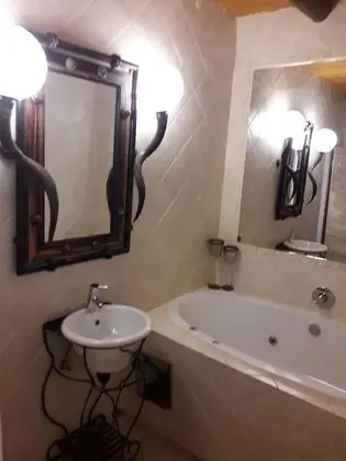 Villa (2)