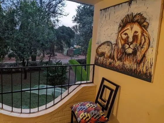 Comfort Tek Büyük Yataklı Oda