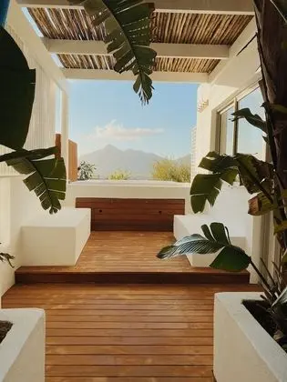 Honeymoon Tek Büyük Yataklı Oda