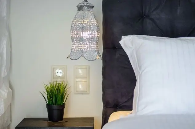 Deluxe Tek Büyük Yataklı Oda, 1 Yatak Odası, Sigara İçilmez, Kısmi Deniz Manzaralı