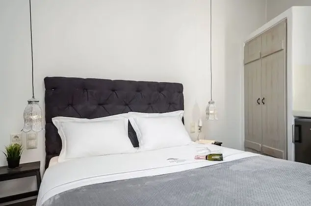 Deluxe Tek Büyük Yataklı Oda, 1 Yatak Odası, Sigara İçilmez, Kısmi Deniz Manzaralı