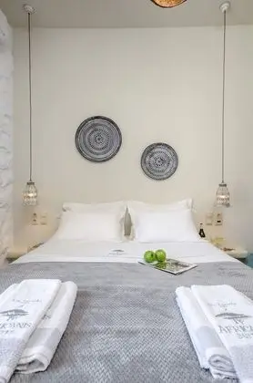 Deluxe Tek Büyük Yataklı Oda, 1 Yatak Odası, Sigara İçilmez, Kısmi Deniz Manzaralı