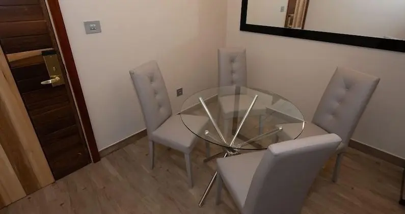 Çatı Katı Süiti (Penthouse)