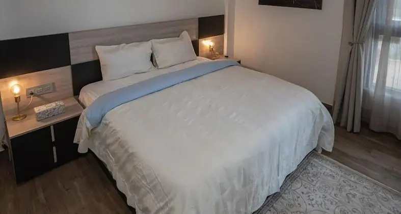 Çatı Katı Süiti (Penthouse)