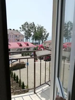 Economy Oda, Deniz Manzaralı