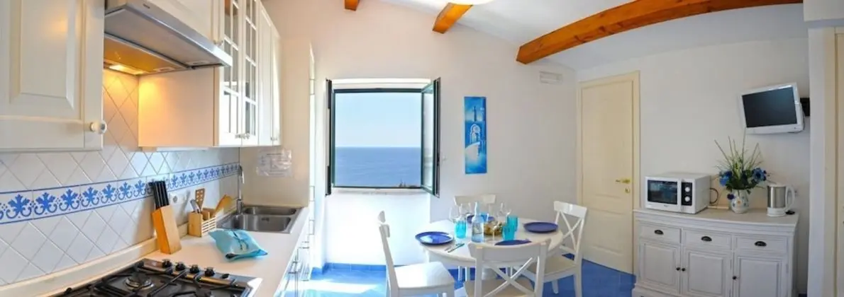 Apart Daire, 2 Yatak Odası, Balkon, Deniz Manzaralı